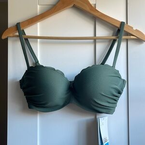 H&M Green Top